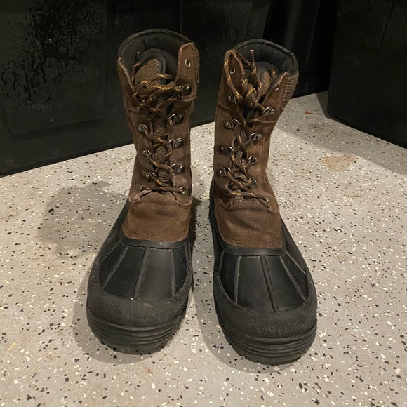 Men's Rugged Brown and Black Snow Boots - Picture 4 of 8